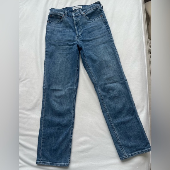Aritzia Arlo Hi-Rise Straight Jean Size 28R Color “Bleu Vibes” - Picture 1 of 4